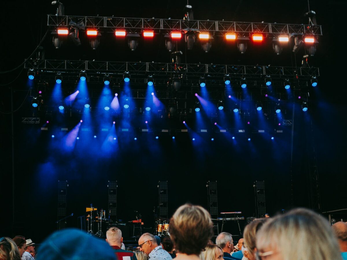 Harry Styles à Paris : la billetterie des concerts des 16 et 17 juillet 2027 à la Plenitude Arena ouvre ce lundi à 16h