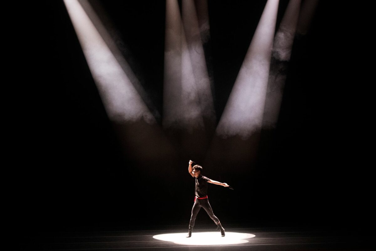 La Fin des temps : Philippe Decouflé fait danser Murakami au Théâtre du Châtelet